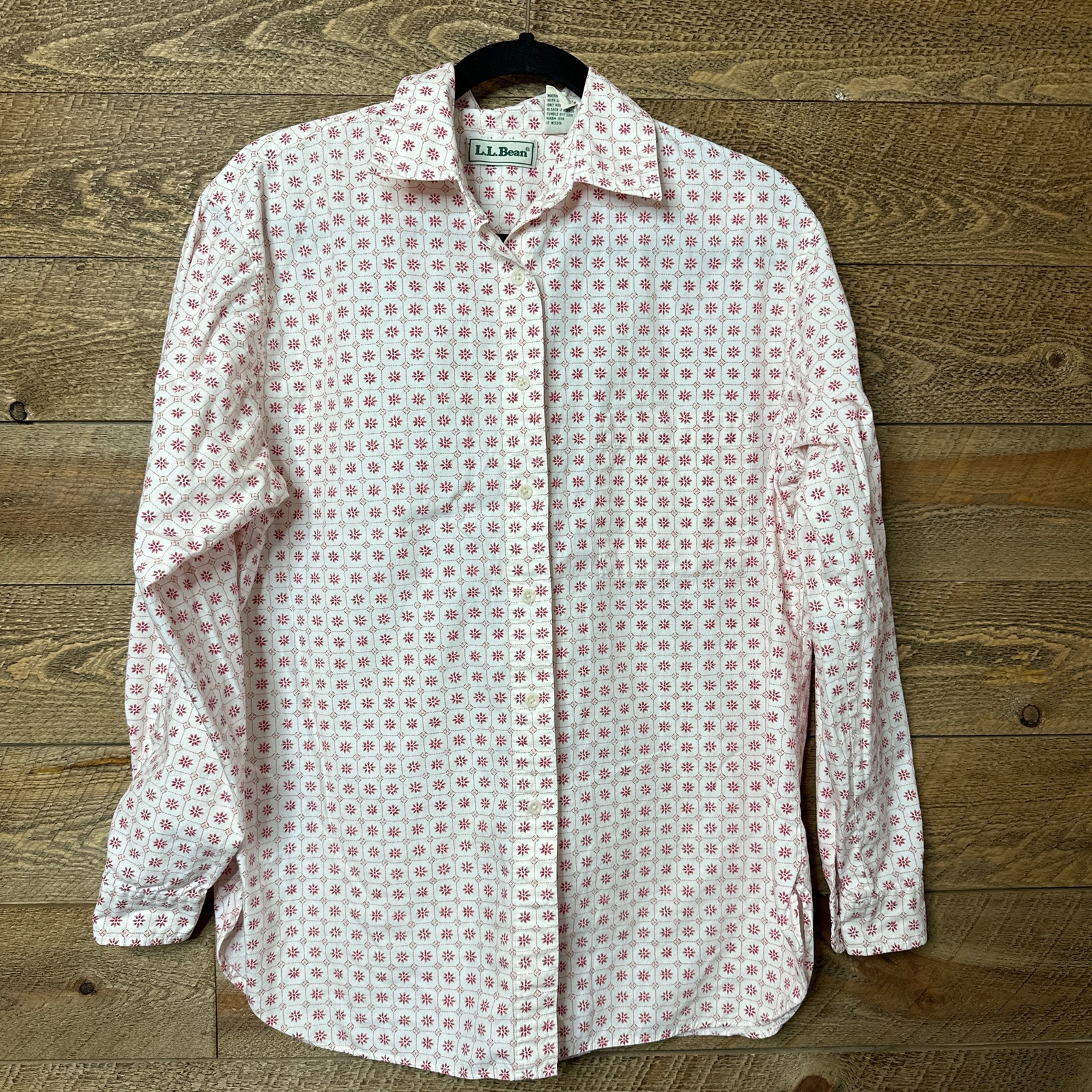 L.L. Bean Button Down Shirt White/Red Flower Print Long Sleeve Size Medium